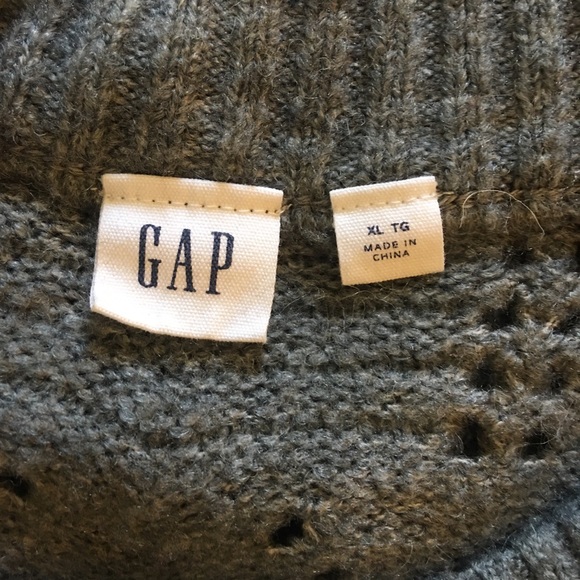GAP grey knit crochet light sweater Size XL - Picture 4 of 5